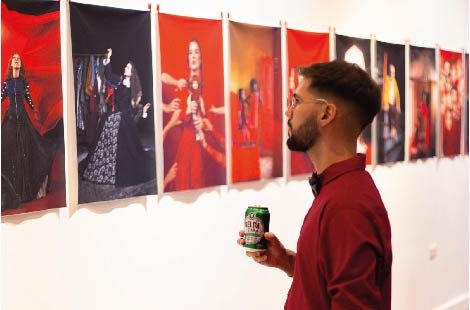 Patrocinio exposición ROJO de May Reguera